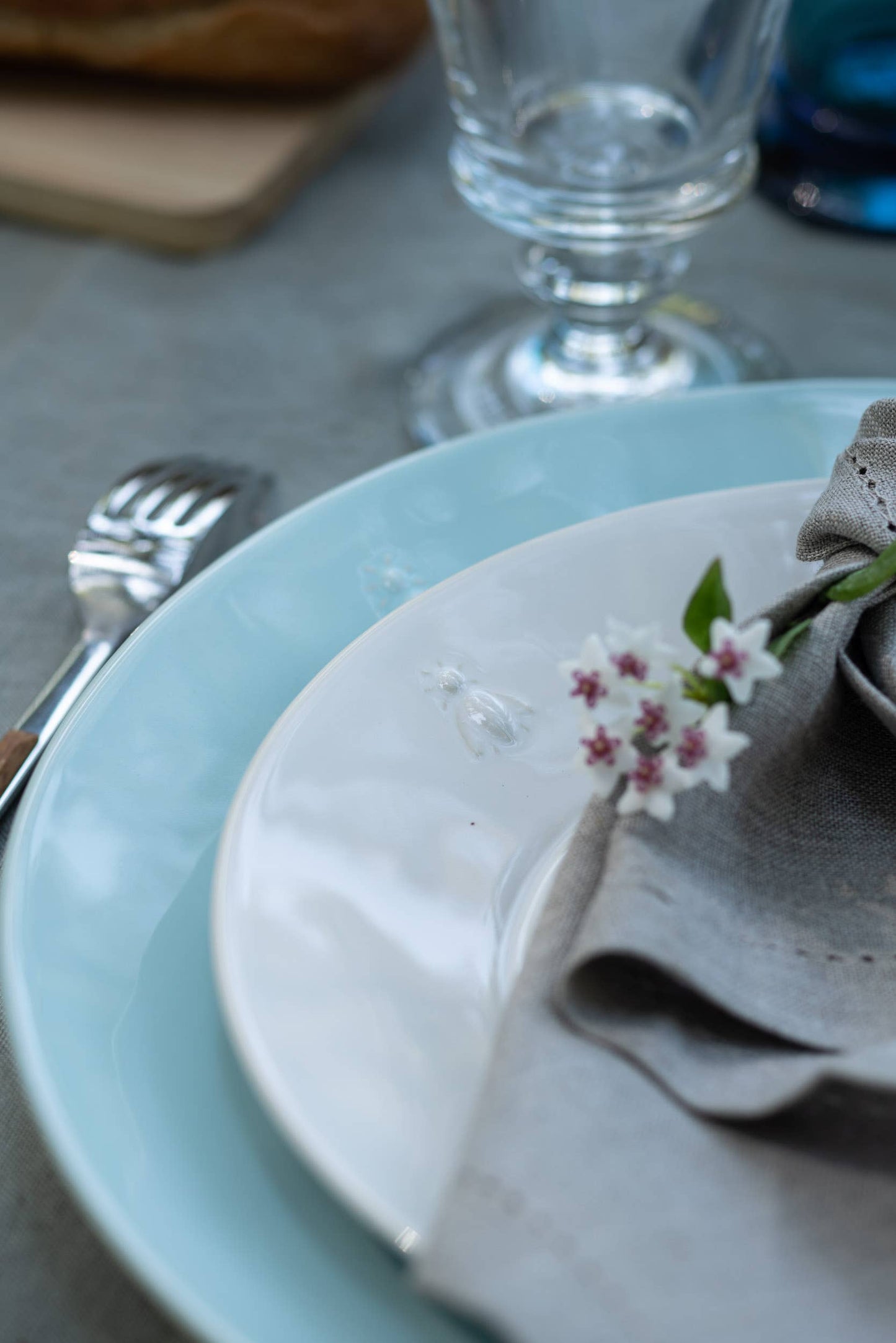 La Rochere Bee Ceramic Dinner Plates - Blue Dinnerware La Rochere