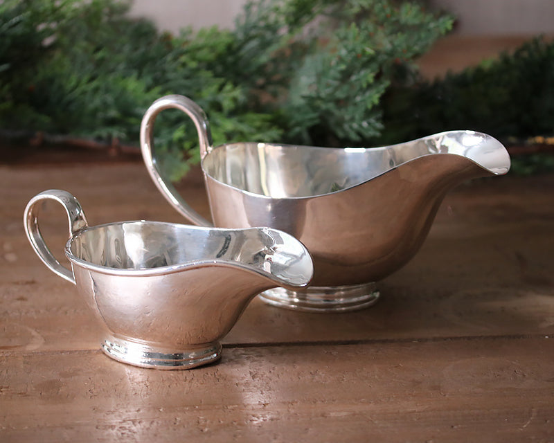 Classic Glass Gravy Boat with Handle